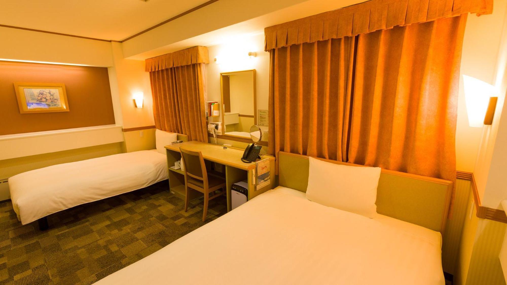 Toyoko Inn Yonezawa Ekimae Номер фото
