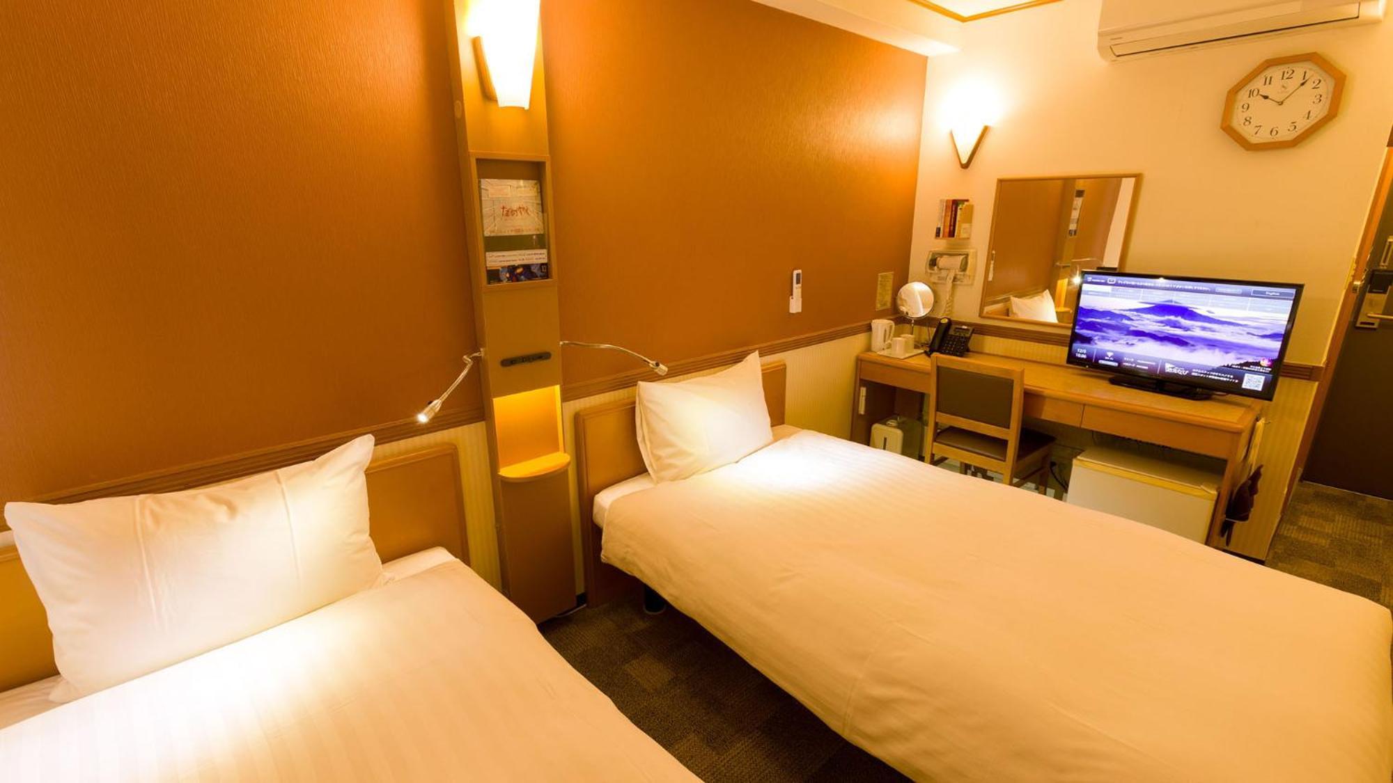 Toyoko Inn Yonezawa Ekimae Номер фото