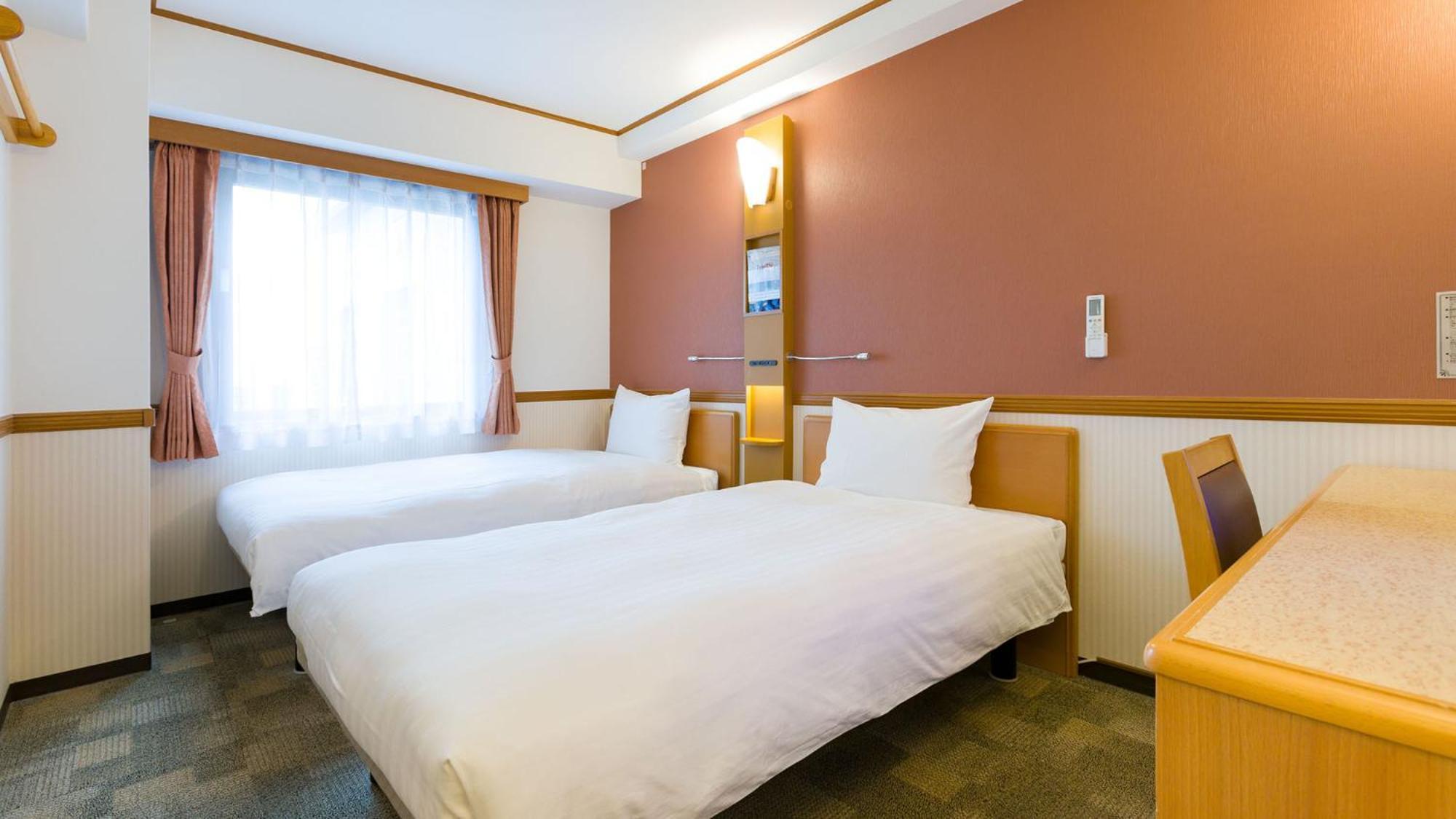 Toyoko Inn Yonezawa Ekimae Екстер'єр фото